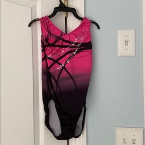 Gymnastics leotard